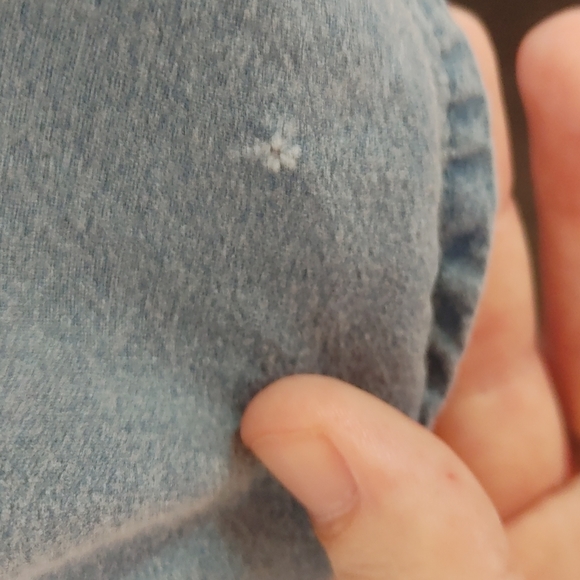 Short sleeve Size M Button down - Picture 6 of 6